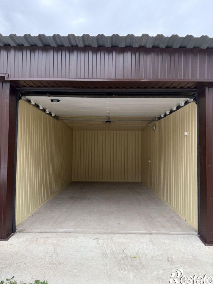 Гараж/парковка улица Платонова, 1,  д. 1