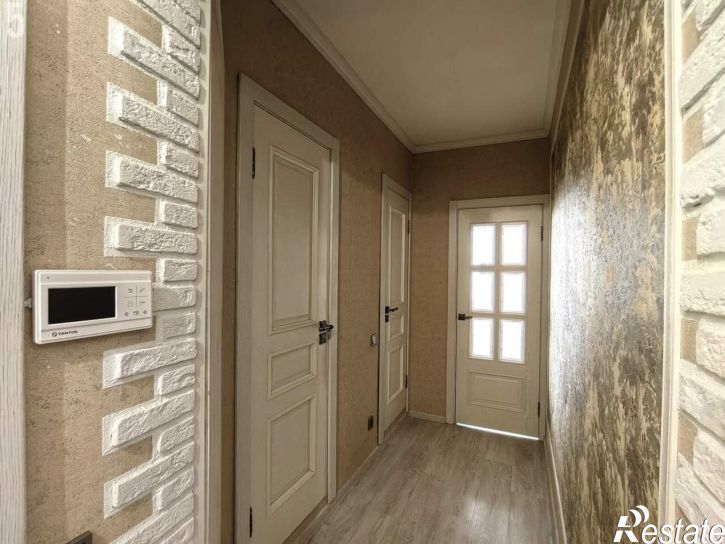 3-комн квартира улица Миронова, 39