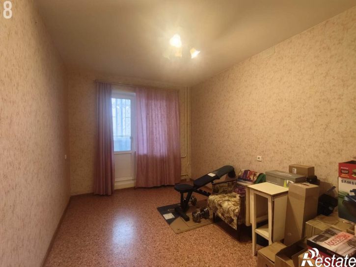 3-комн квартира улица Курчатова, 36А