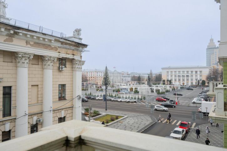 2-комн квартира Ленина пл., 6