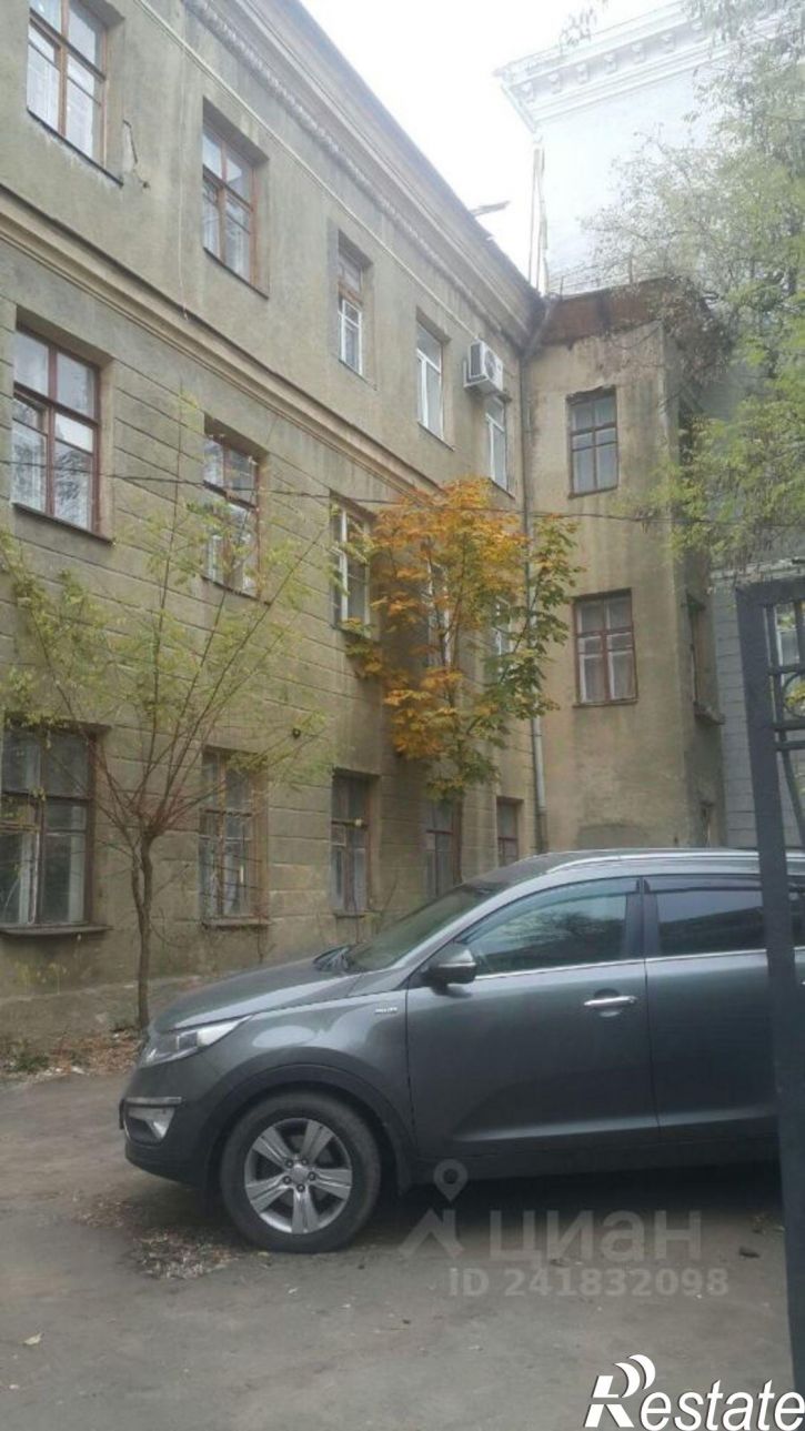 Отдельное здание пр-кт Революции, 20,  д. 20