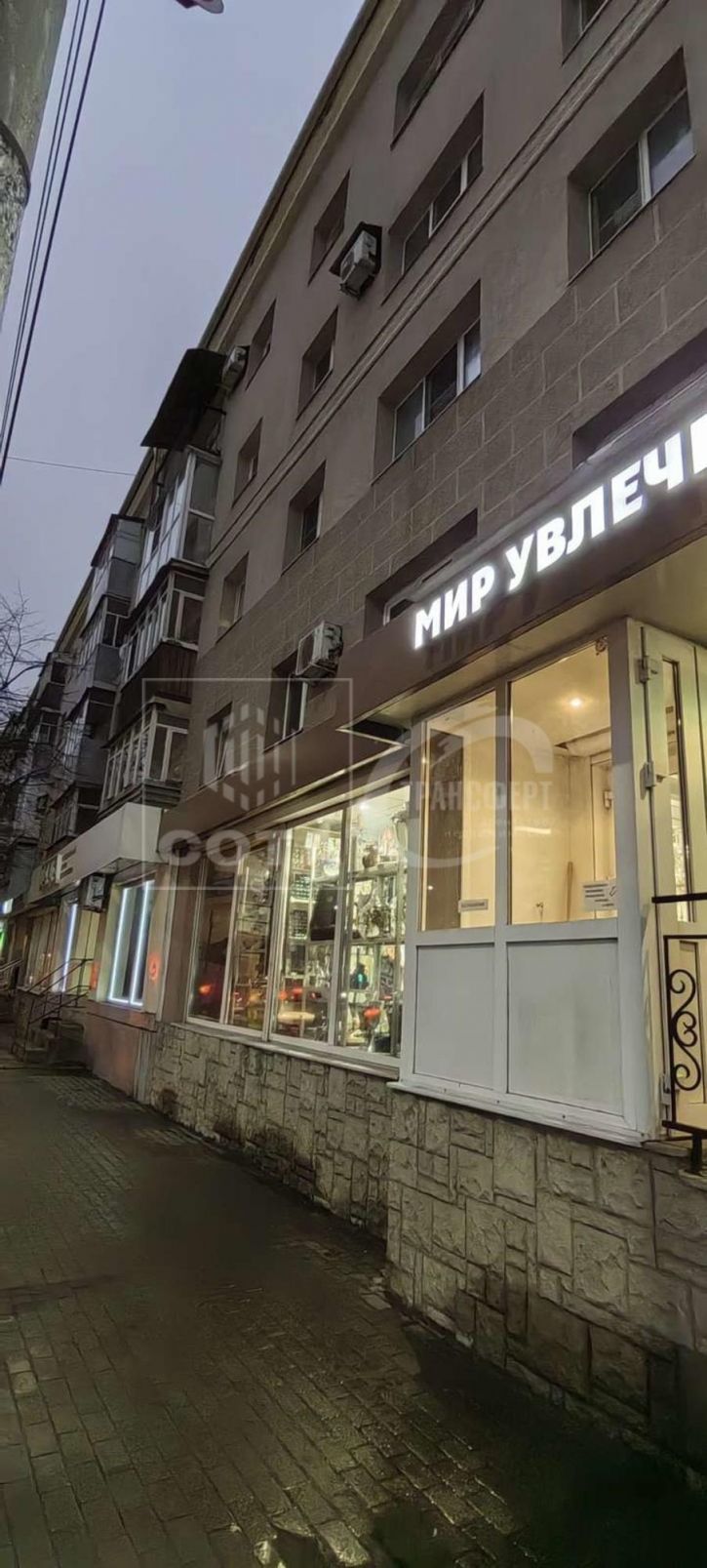 Торговое помещение Кольцовская улица, 36