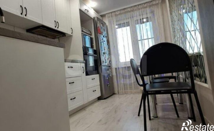 2-комн квартира улица Старых Большевиков, 90,  д. 90