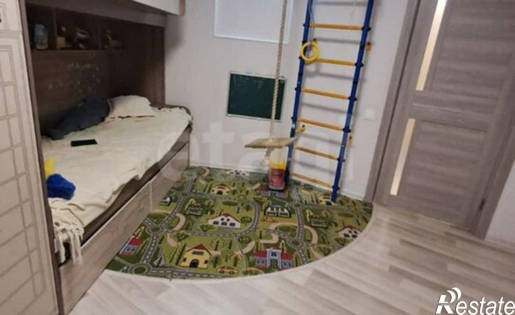 2-комн квартира улица Старых Большевиков, 90,  д. 90