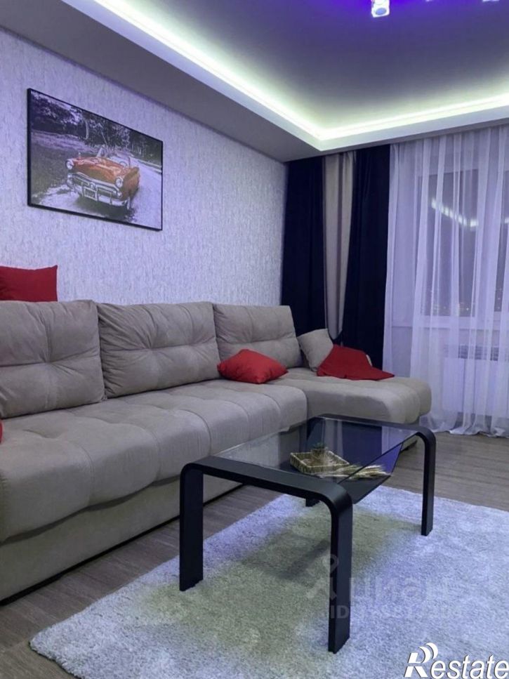 2-комн квартира улица Антонова-Овсеенко, 7Б,  д. 7Б