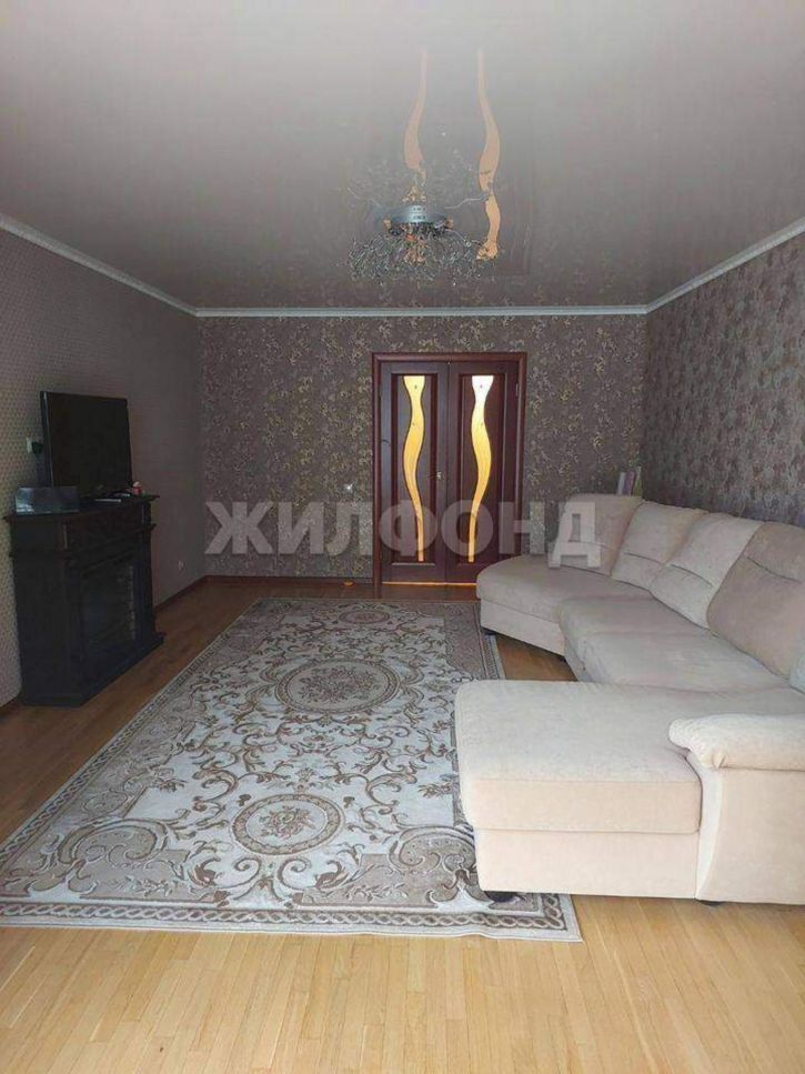 3-комн квартира Московский проспект, д.112