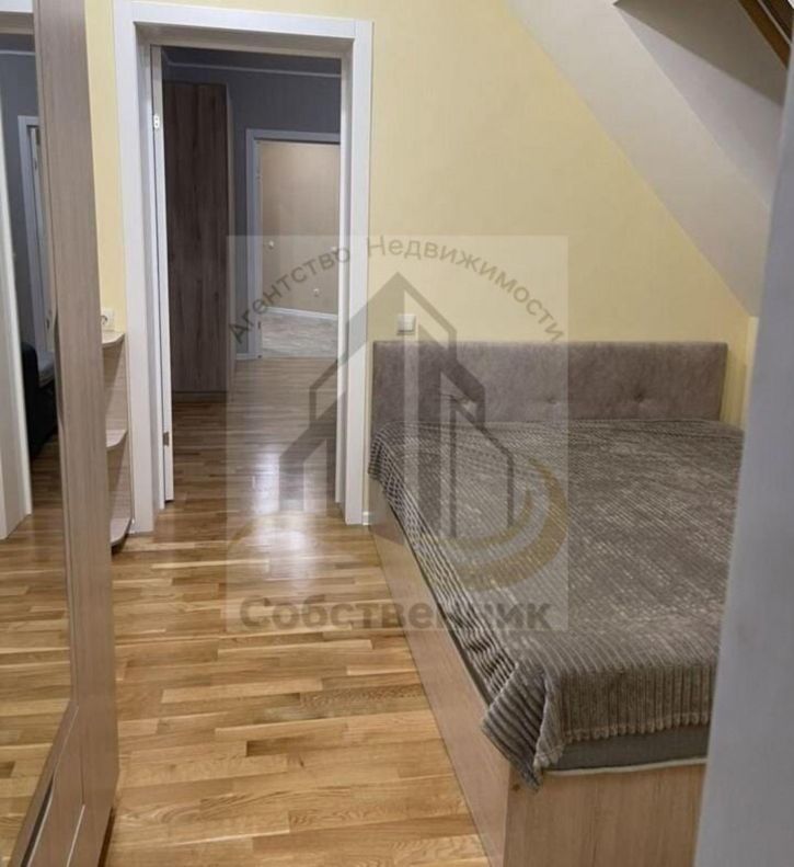 2-комн квартира Короленко ул, 5