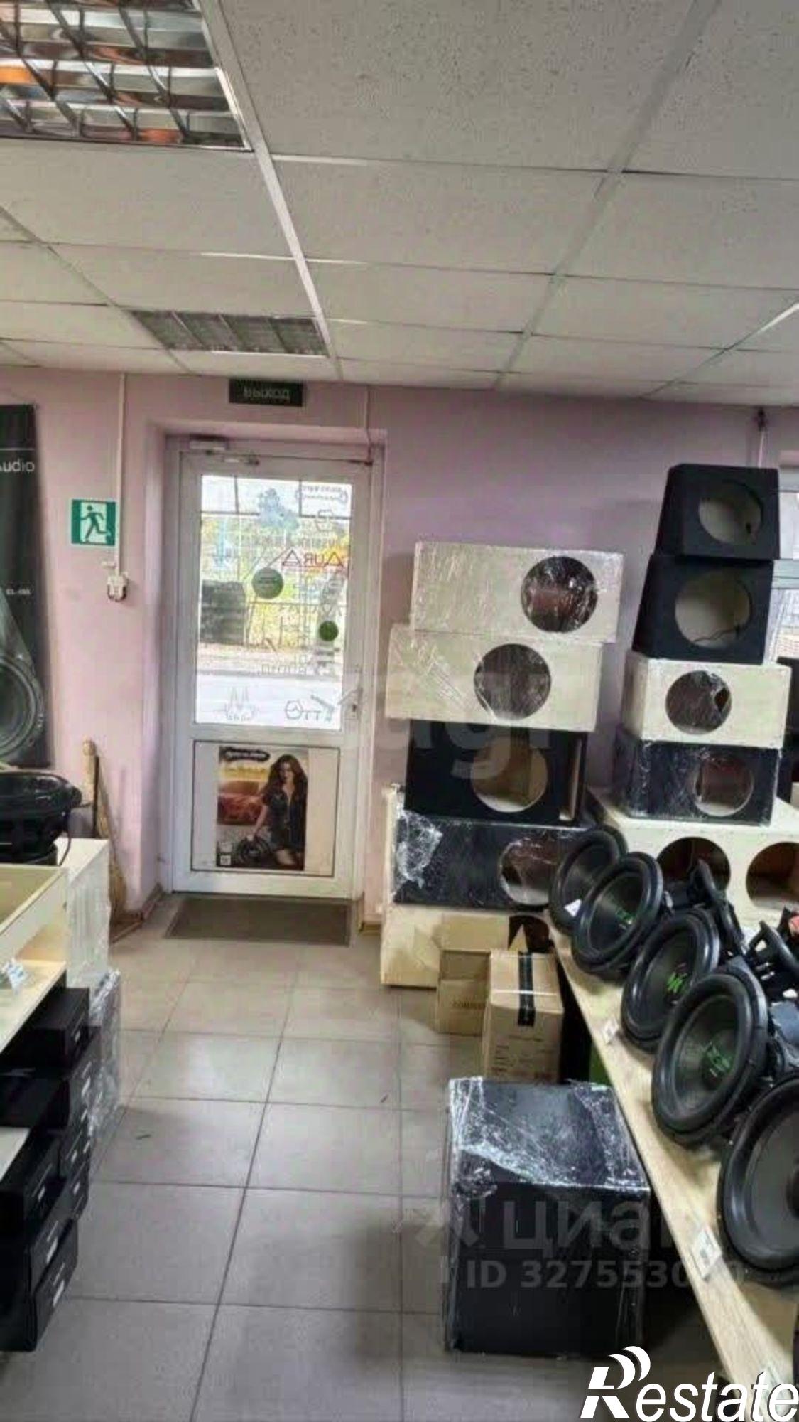 Купить торговое помещение за 7 224 390 рублей на ул Переверткина, 24