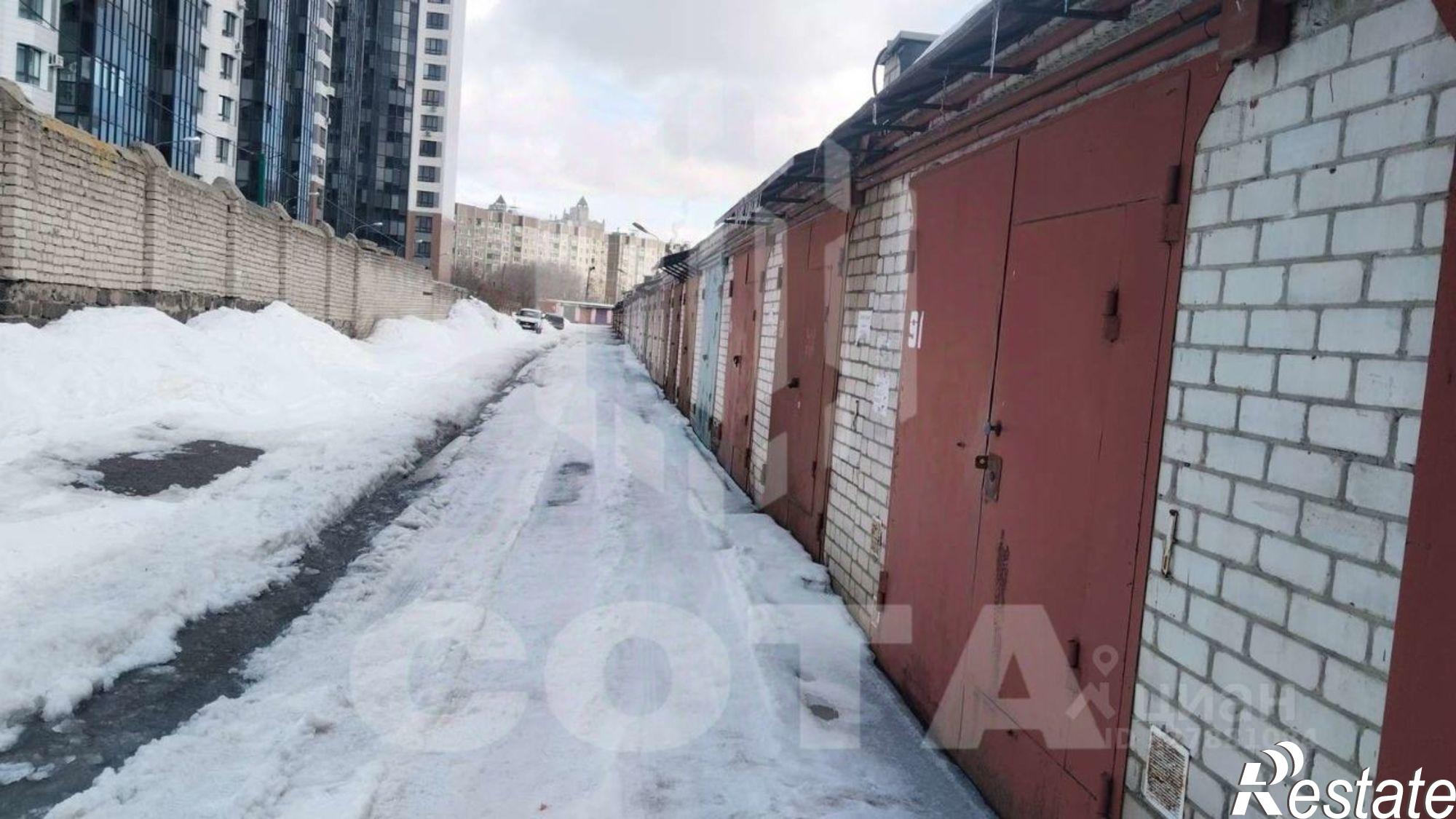 Купить гараж, место в паркинге за 1 600 000 рублей на ул 9 Января, 54А