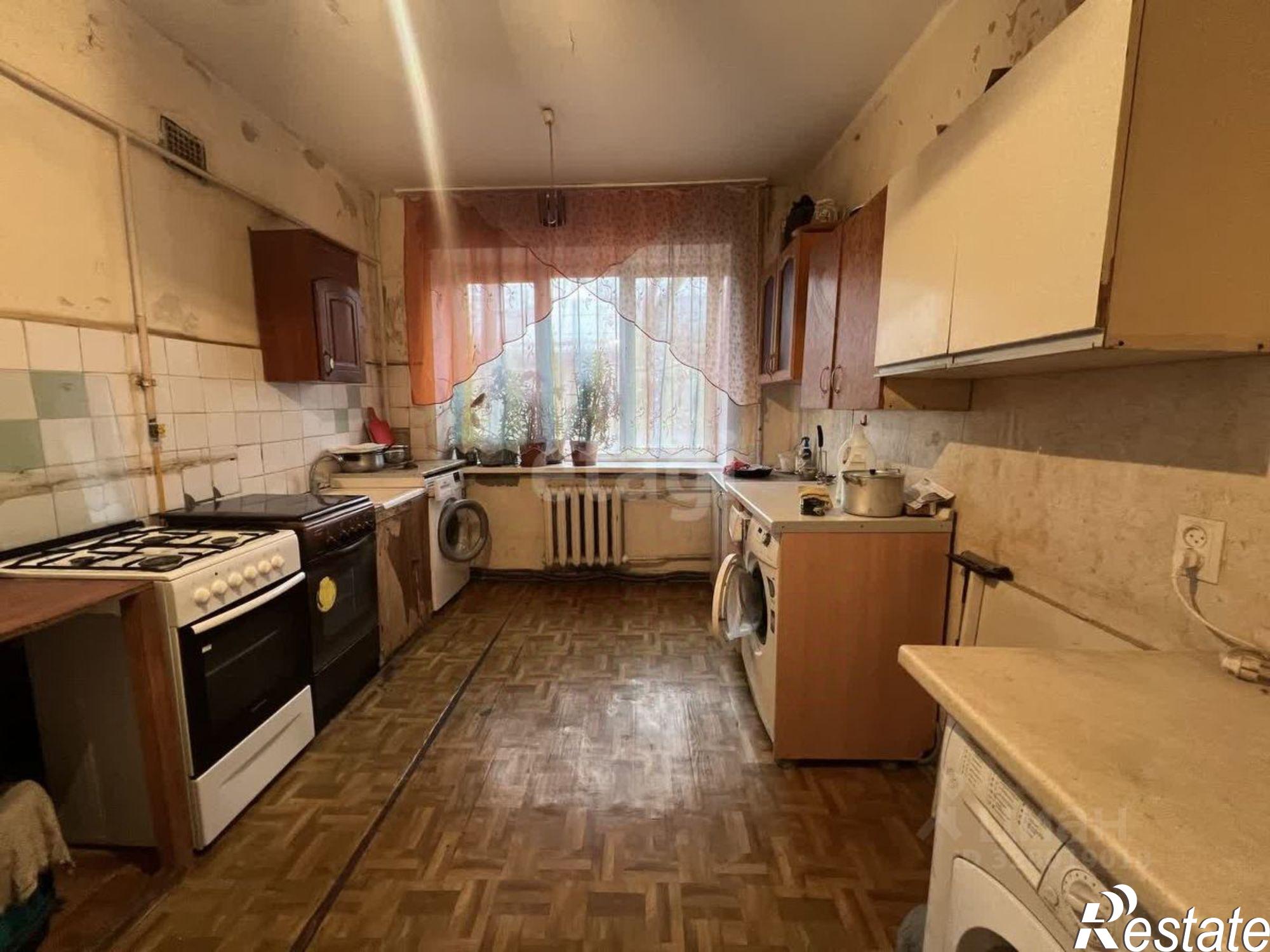 Купить комнату за 680 000 рублей на улица Матросова, 137
