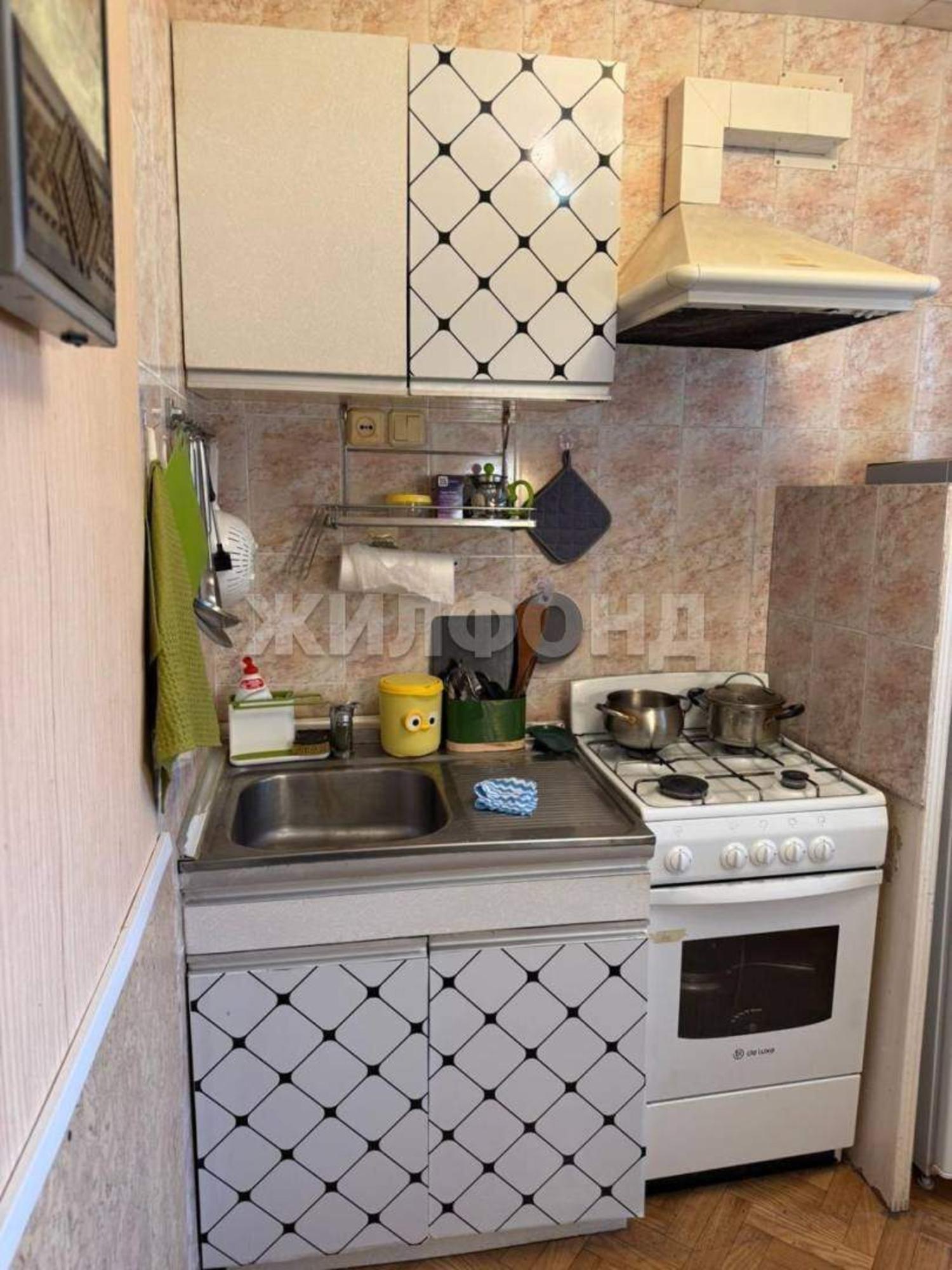 Купить квартиру за 4 799 000 рублей на Остужева улица, д.7