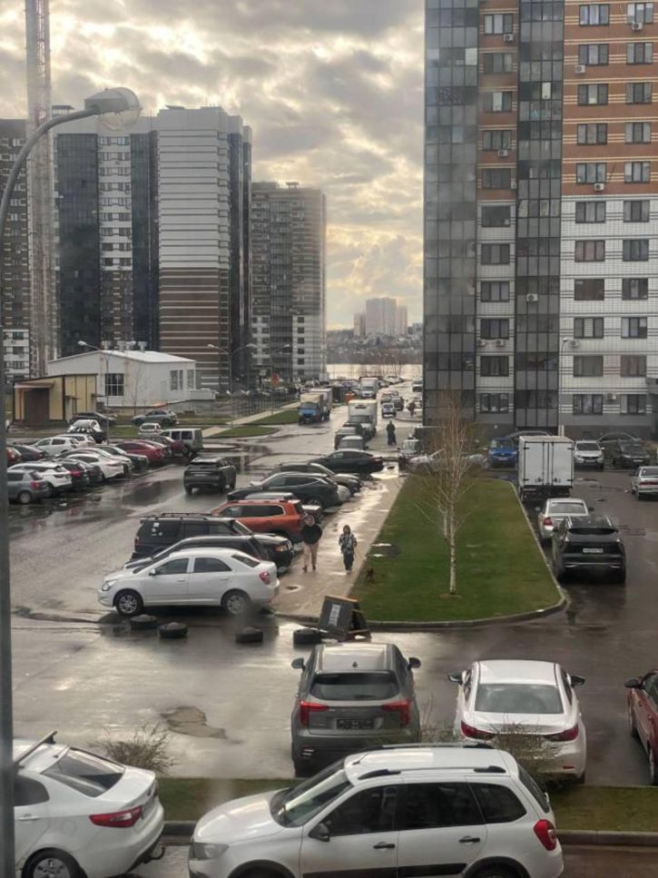 3-комн квартира Железнодорожный