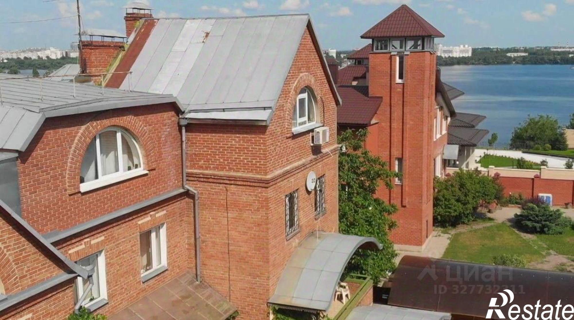 Купить дачу, дом, коттедж за 80 000 000 рублей на Детский переулок, 27А