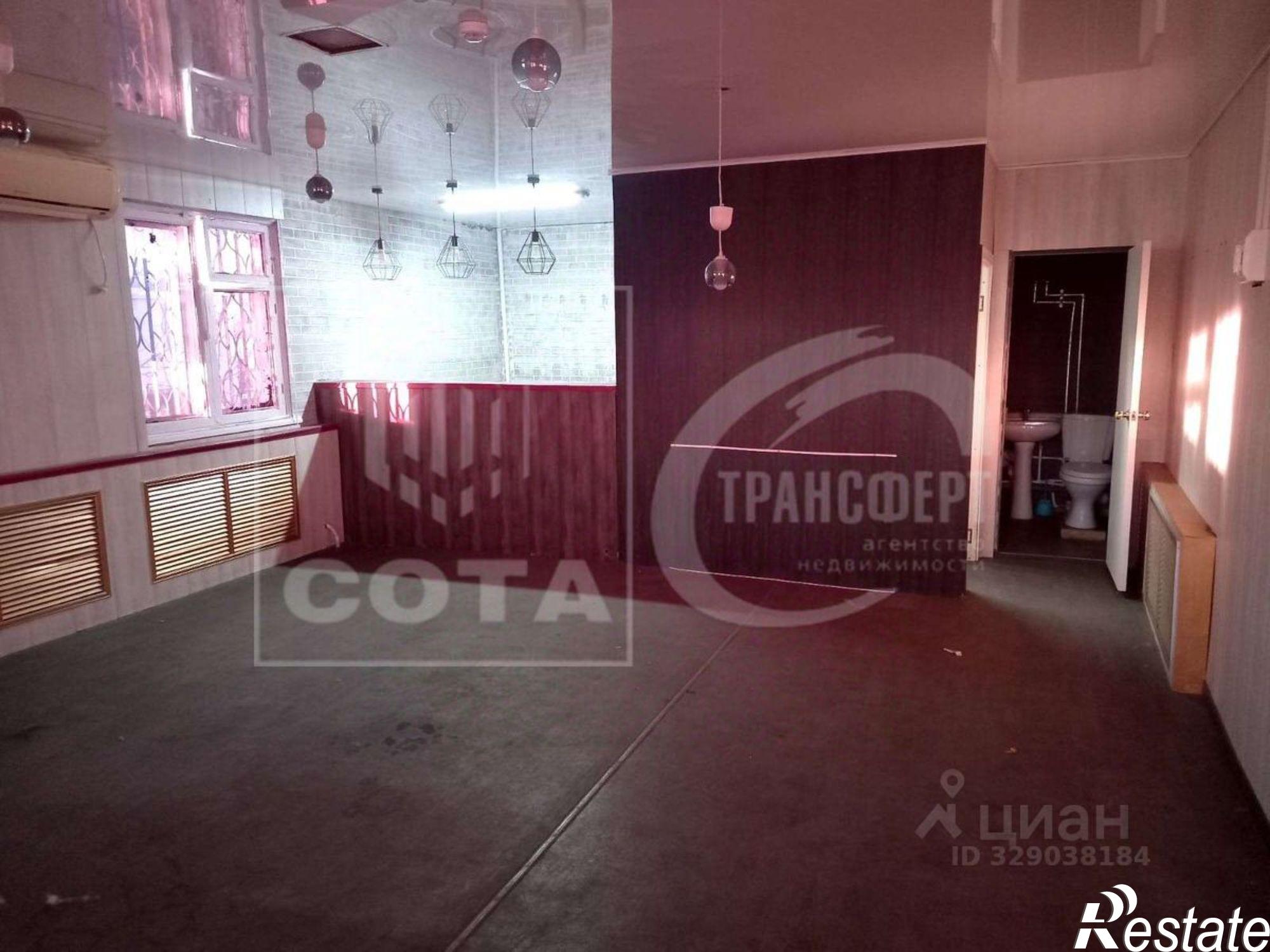 Купить торговое помещение за 6 300 210 рублей на ул Генерала Лохматикова, 11