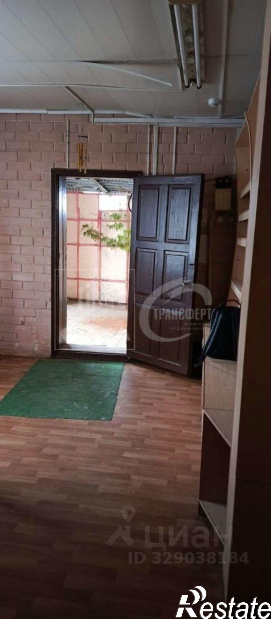 Купить торговое помещение за 6 300 210 рублей на ул Генерала Лохматикова, 11