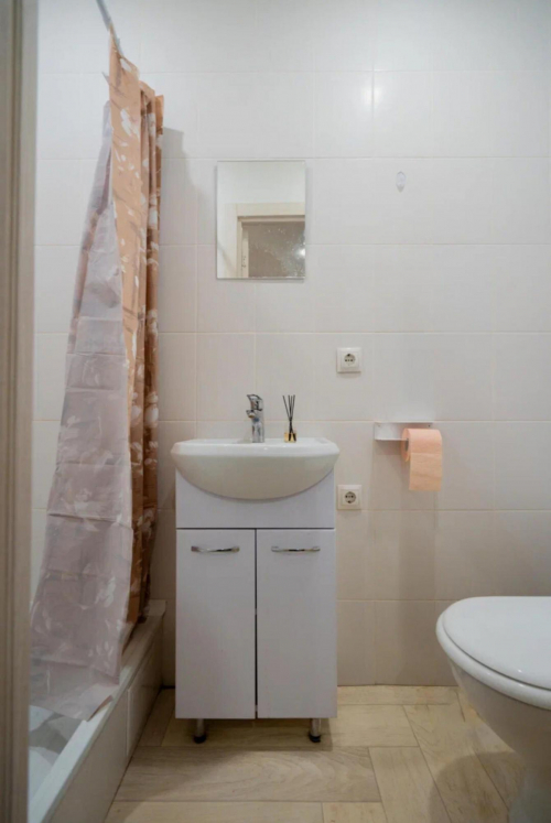 Продажа комнаты Космонавтов ул., 38