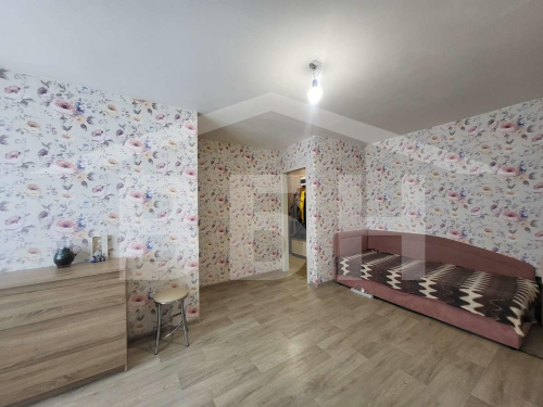 Продажа 2-комн квартиры Домостроителей улица, 45
