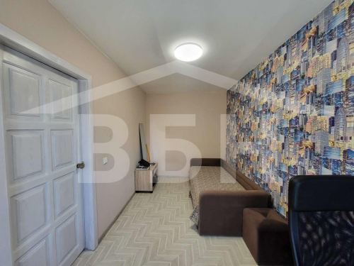 Продажа 2-комн квартиры Домостроителей улица, 45