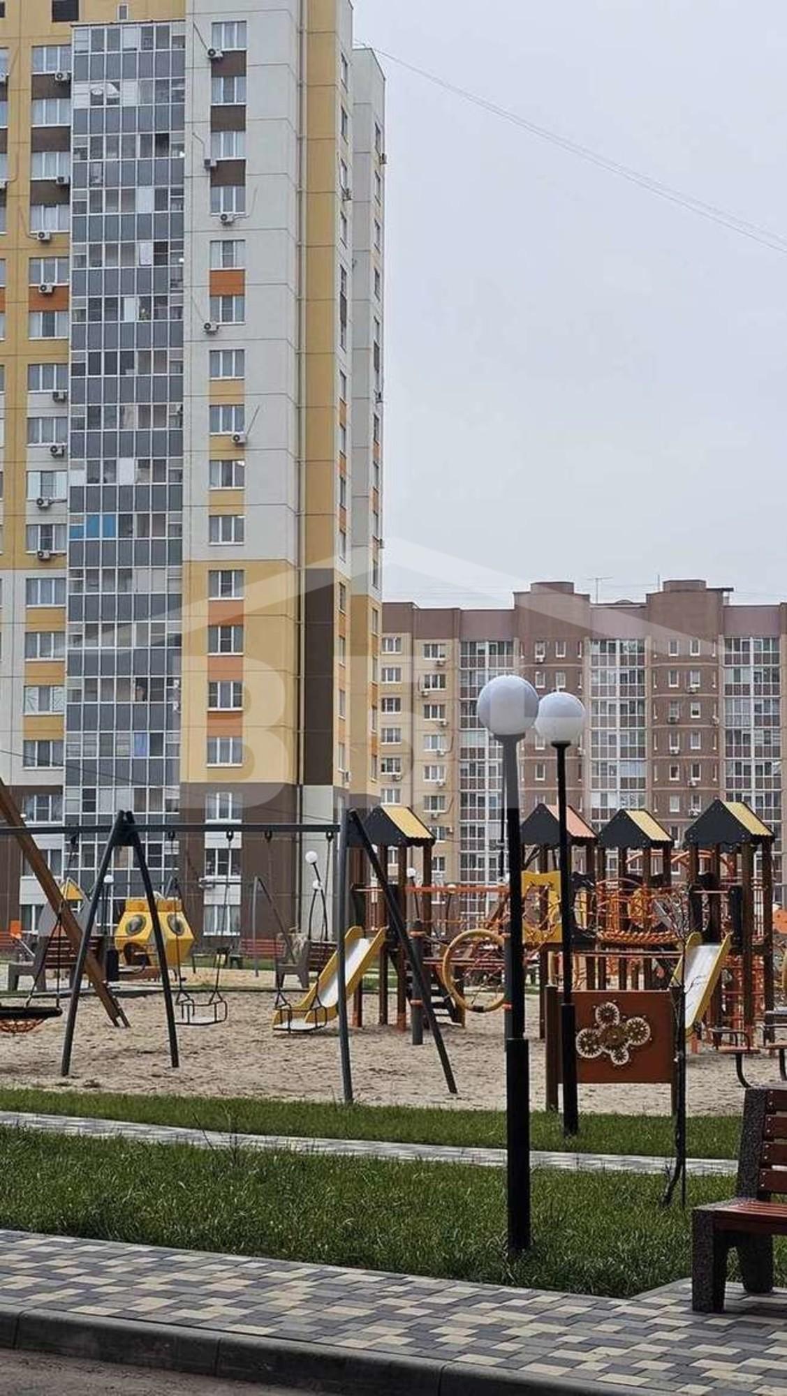 Купить квартиру за 4 400 000 рублей на Острогожская ул.