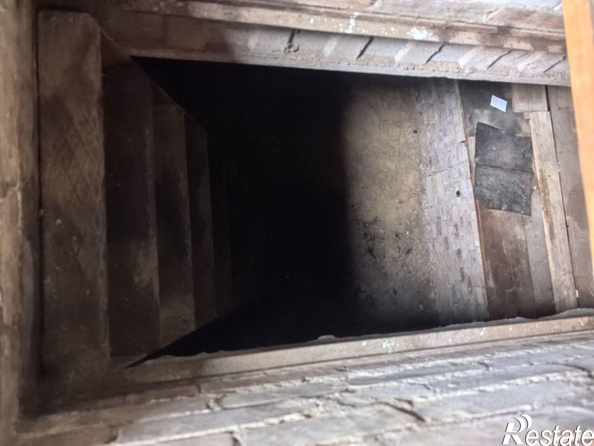 Купить гараж, место в паркинге за 532 рублей на ул Кривошеина, 7а