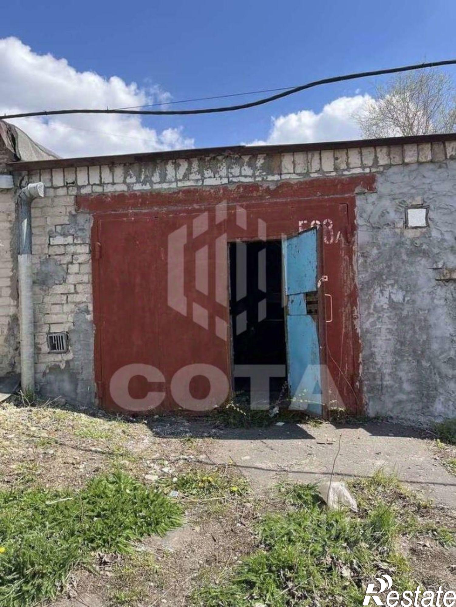 Купить гараж, место в паркинге за 676 572 рублей на пр-кт Патриотов, 33