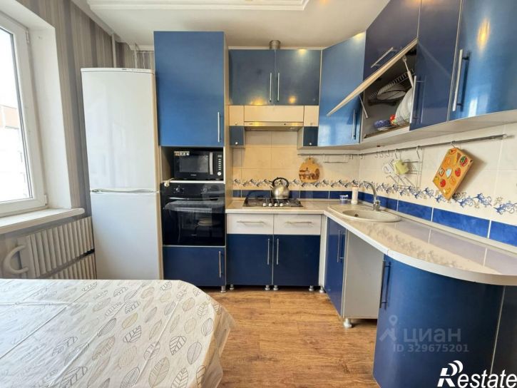 3-комн квартира улица 9 Января, 300/4,  д. 300/4