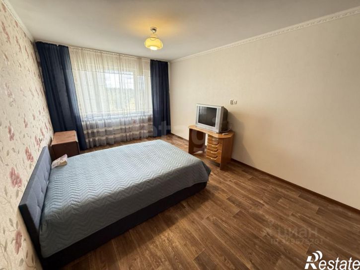 3-комн квартира улица 9 Января, 300/4,  д. 300/4