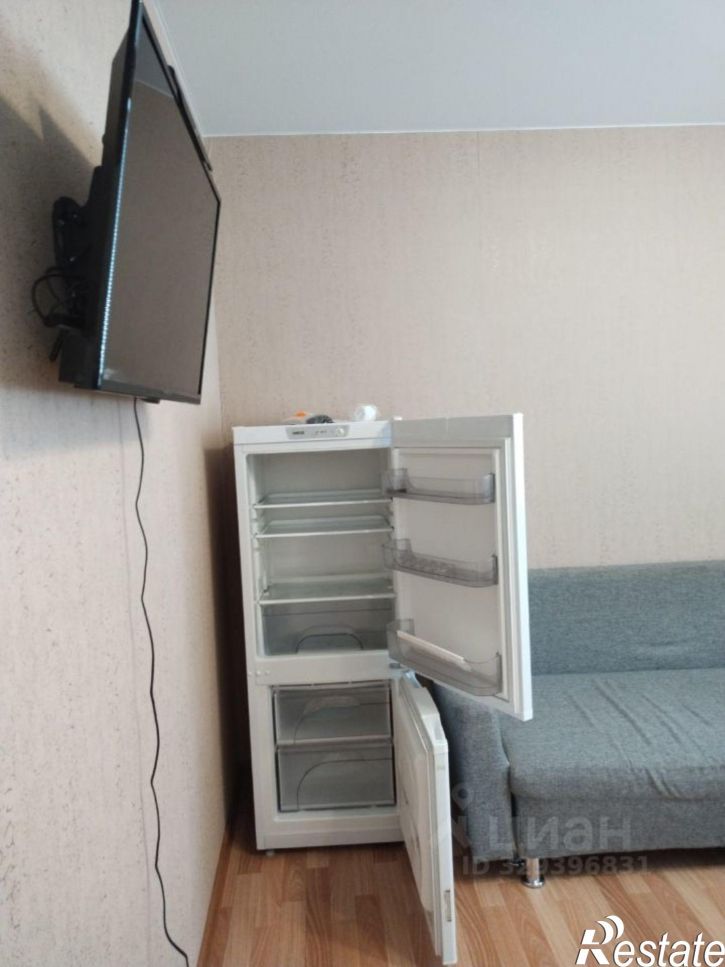 2-комн квартира ул 45 стрелковой дивизии, 247/3,  д. 247/3