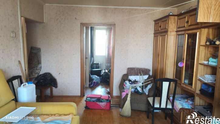 3-комн квартира улица Космонавта Комарова, 12,  д. 12