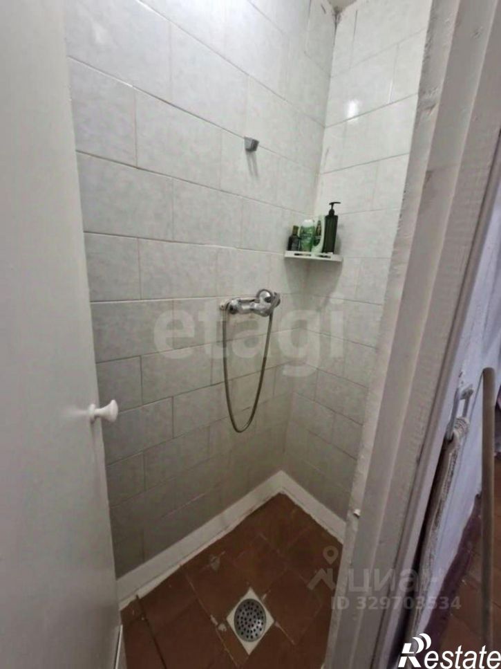Комната улица Артамонова, 36,  д. 36
