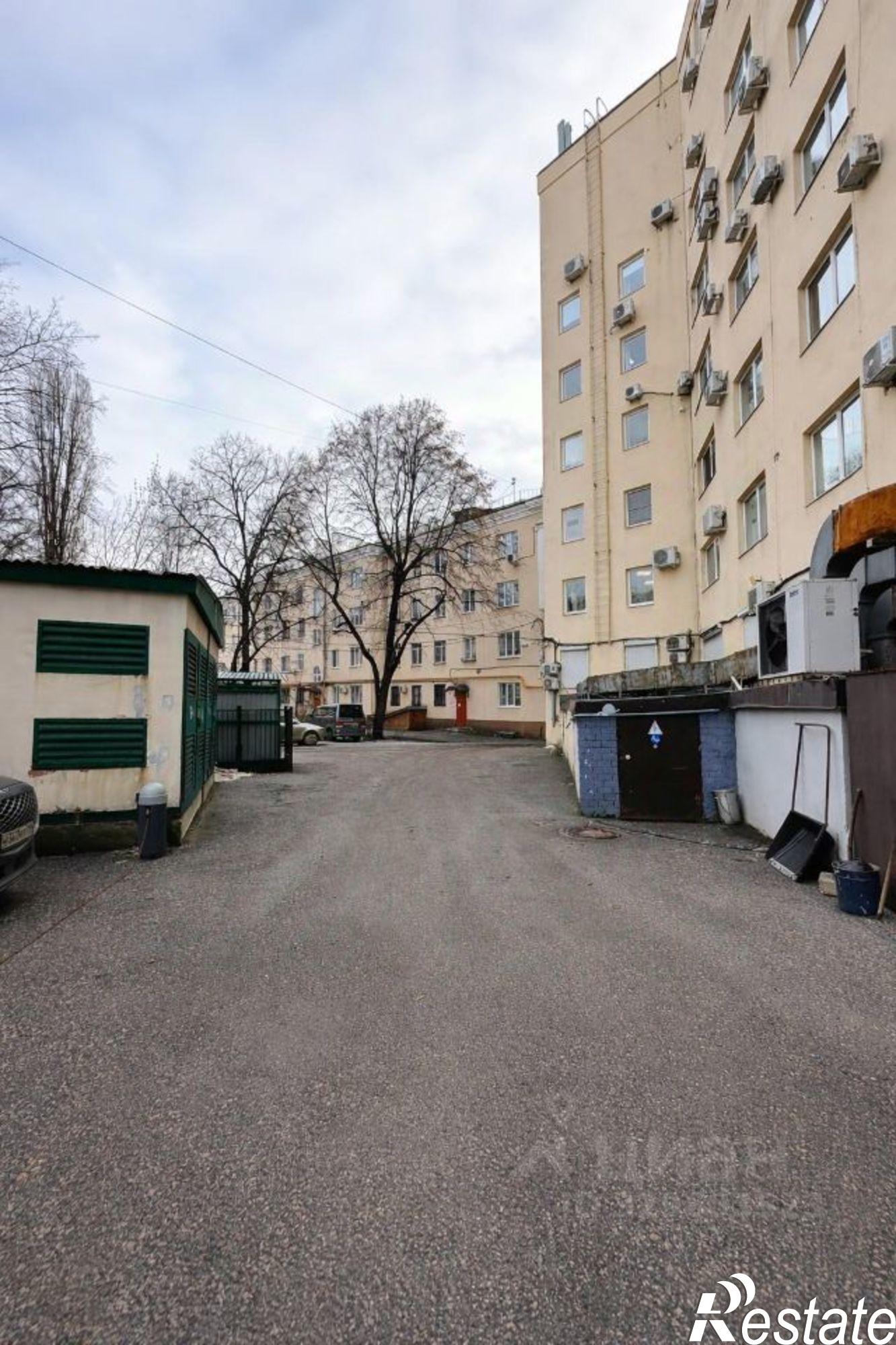 Купить гараж, место в паркинге за 2 850 020 рублей на ул Плехановская, 1