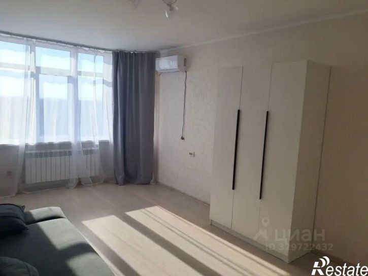 1-комн квартира улица 45-й Стрелковой Дивизии, 275,  д. 275
