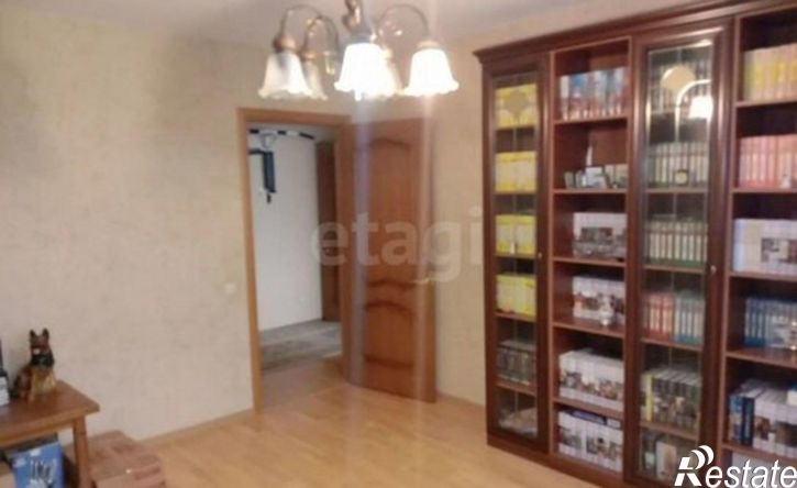 3-комн квартира ул Старых Большевиков, 2,  д. 2