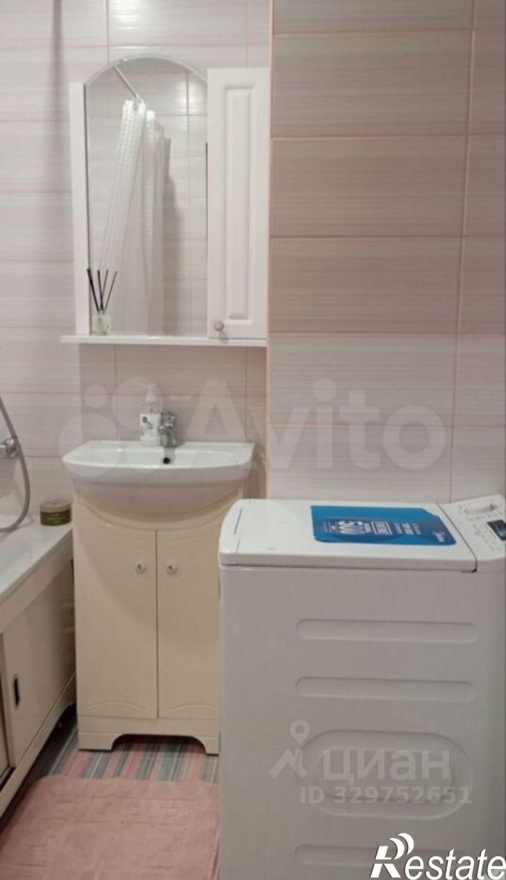 1-комн квартира улица Артамонова, 38В,  д. 38В
