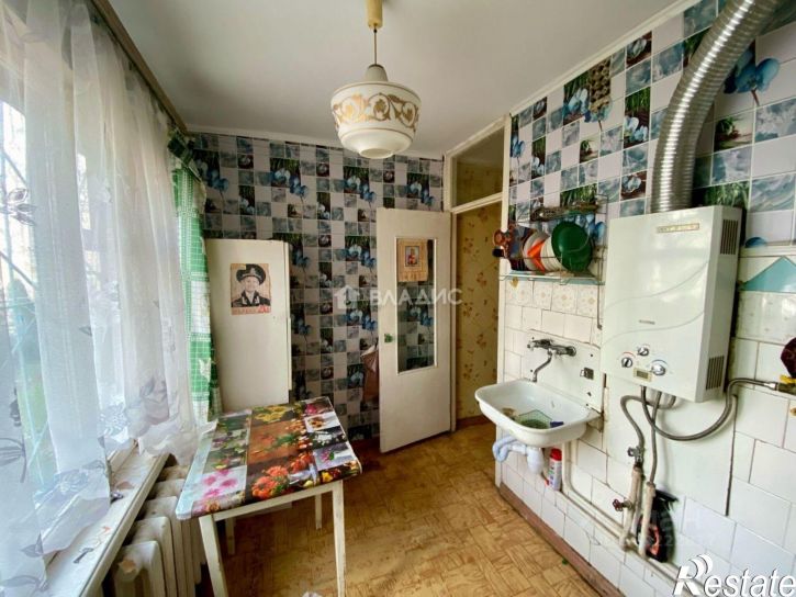 3-комн квартира улица Космонавтов, 30,  д. 30