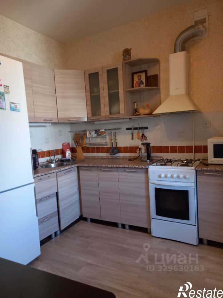 2-комн квартира улица Урывского, 9,  д. 9