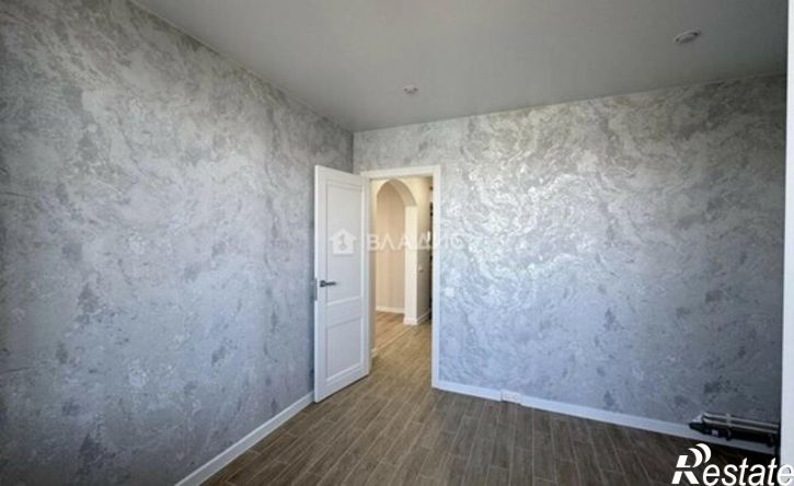 2-комн квартира улица Артамонова, 34Ж,  д. 34Ж