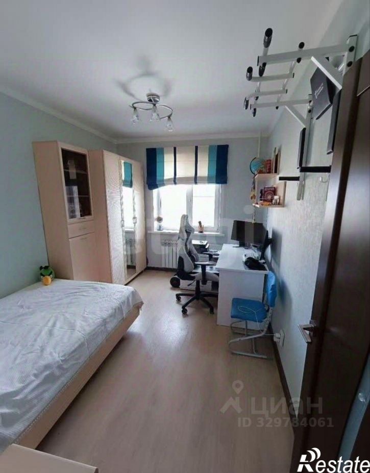 3-комн квартира улица 9 Января, 300,  д. 300