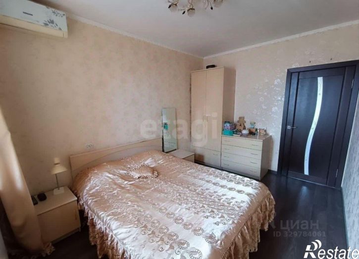 3-комн квартира улица 9 Января, 300,  д. 300