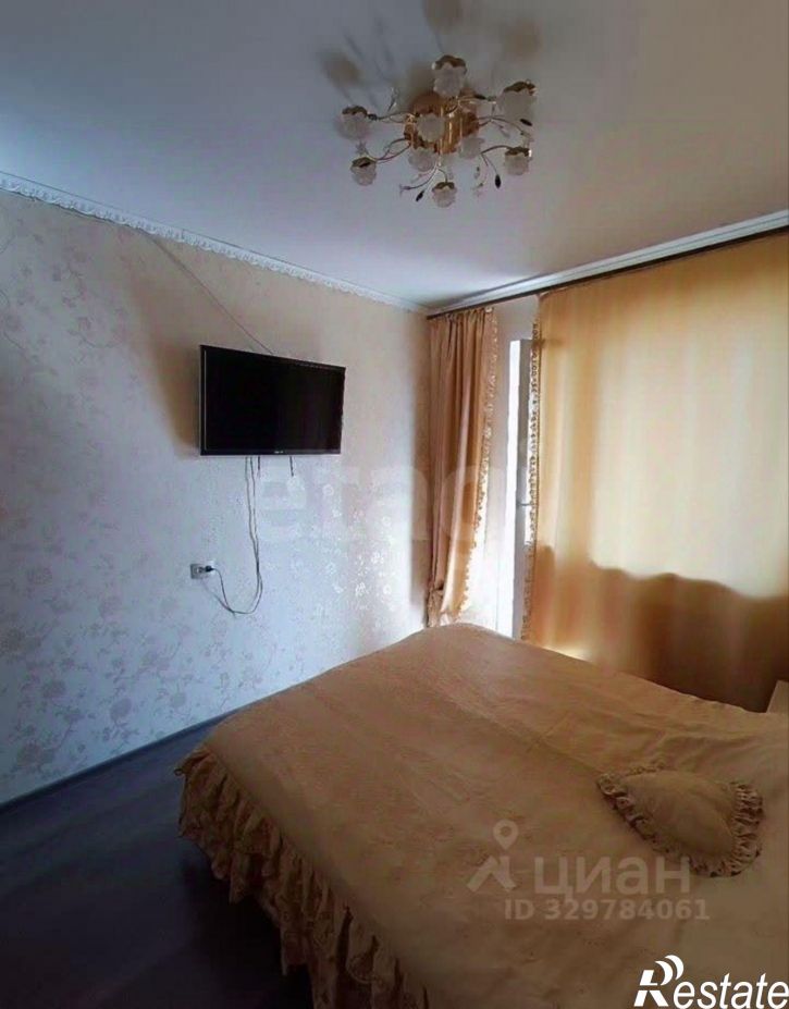 3-комн квартира улица 9 Января, 300,  д. 300