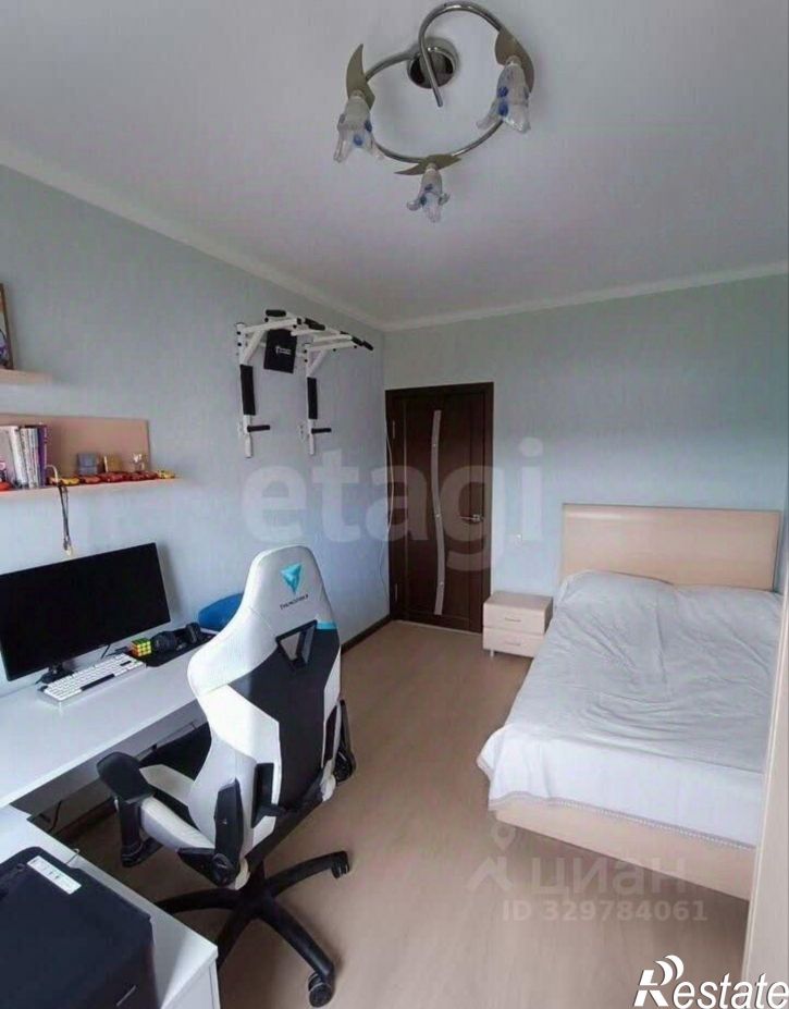3-комн квартира улица 9 Января, 300,  д. 300