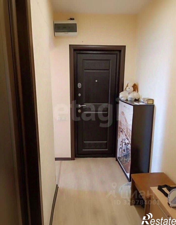 3-комн квартира улица 9 Января, 300,  д. 300