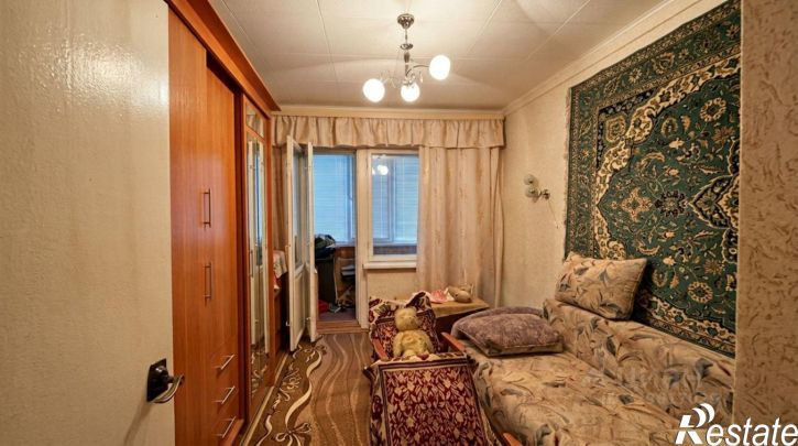 3-комн квартира ул Старых Большевиков, 92,  д. 92