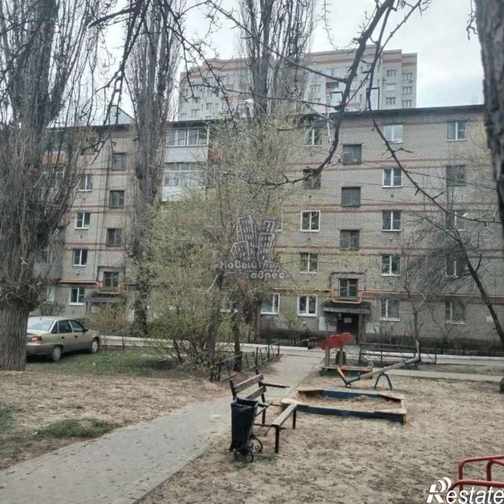 2-комн квартира улица 121-й Стрелковой Дивизии, 56,  д. 56