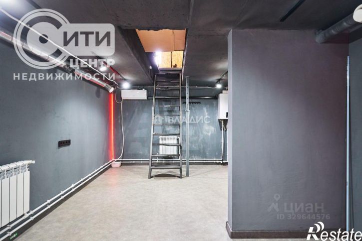 Гараж/парковка улица Антонова-Овсеенко, 36Д,  д. 36Д