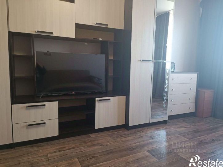 1-комн квартира улица Суворова, 122А,  д. 122А