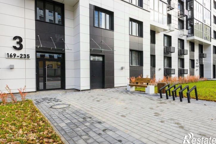 3-комн квартира в новом доме ул Шишкова, 144В,  д. 144В