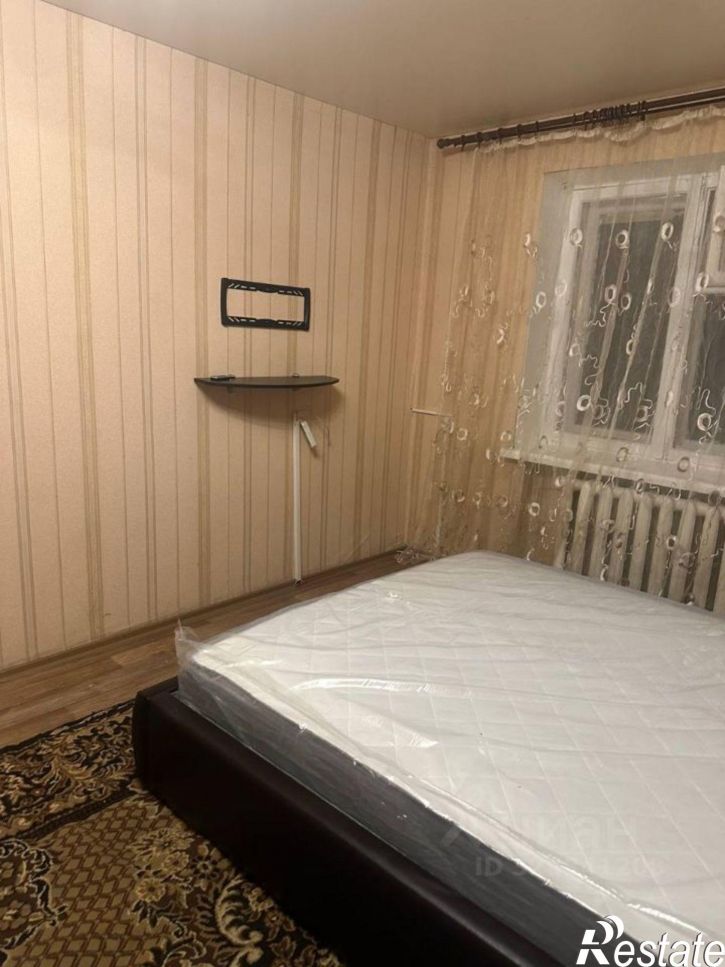 1-комн квартира б-р Пионеров, 6,  д. 6