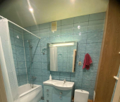 1-комн, 52кв м, этаж 2/19 улица Шукшина, 19