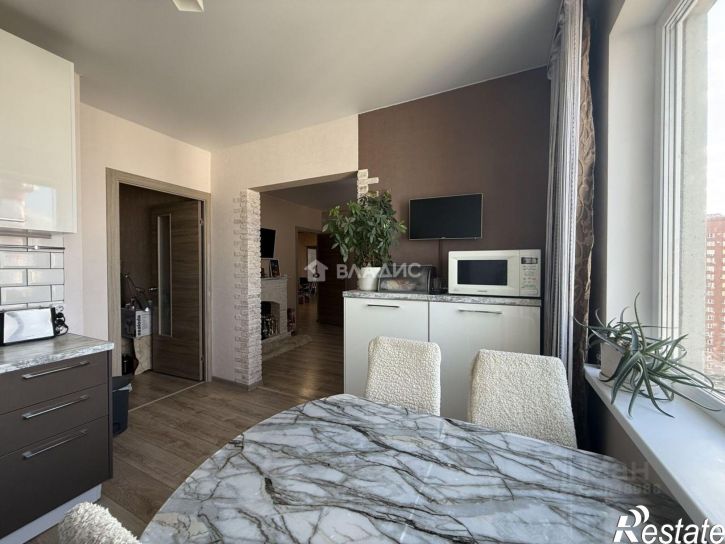 3-комн квартира ул Артамонова, 38д,  д. 38д